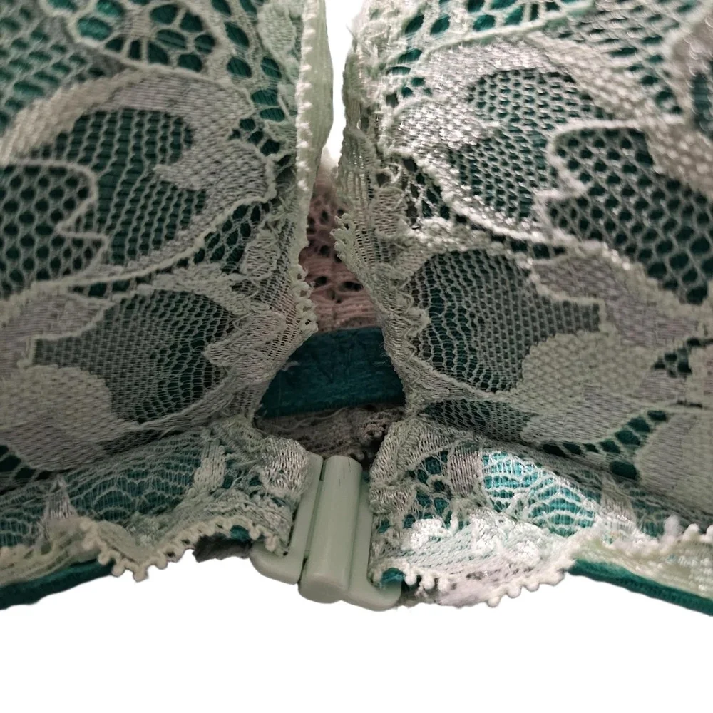 PINK Victorias Secret Bra Womens 32D Green Lace Front Clasp Pushup Underwire‎